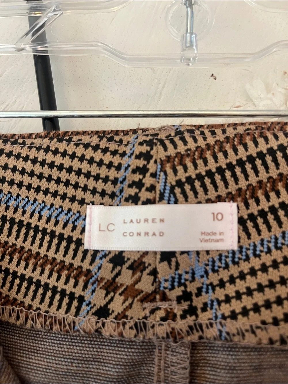 LC Lauren Conrad Tan and Blue Plaid Trousers Size 10